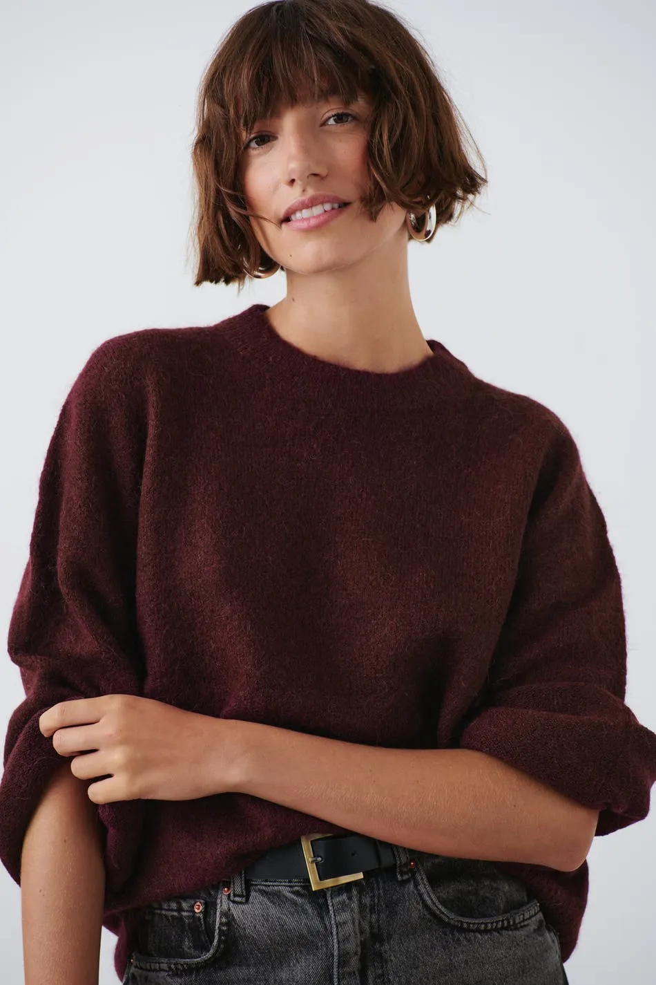 Crew neck knitted sweater