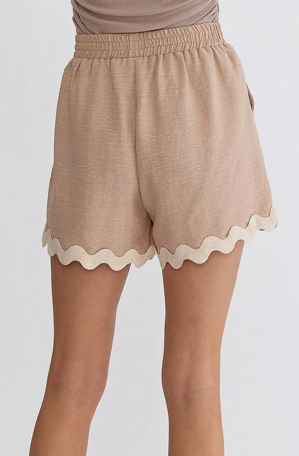 EASY BREEZY HIGH WAISTED RIC RAC SHORTS