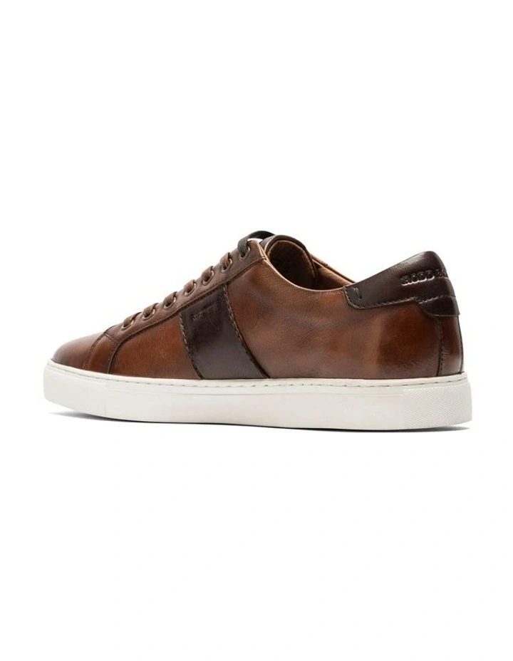 Endeavour Cruise Sneaker in Cognac