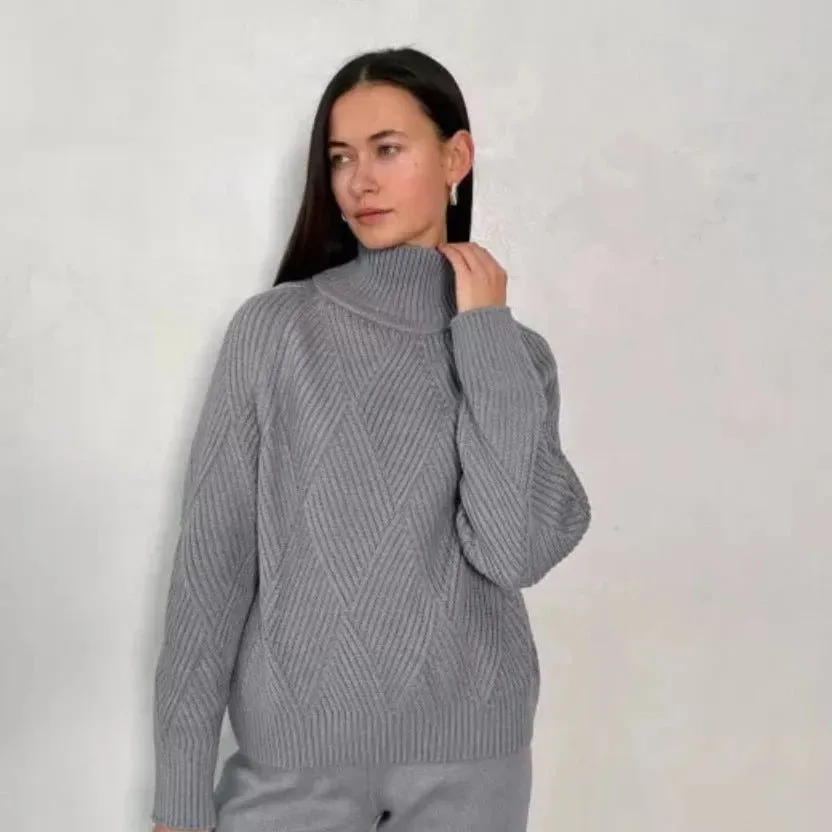 Geo Knit Sweater in Grey