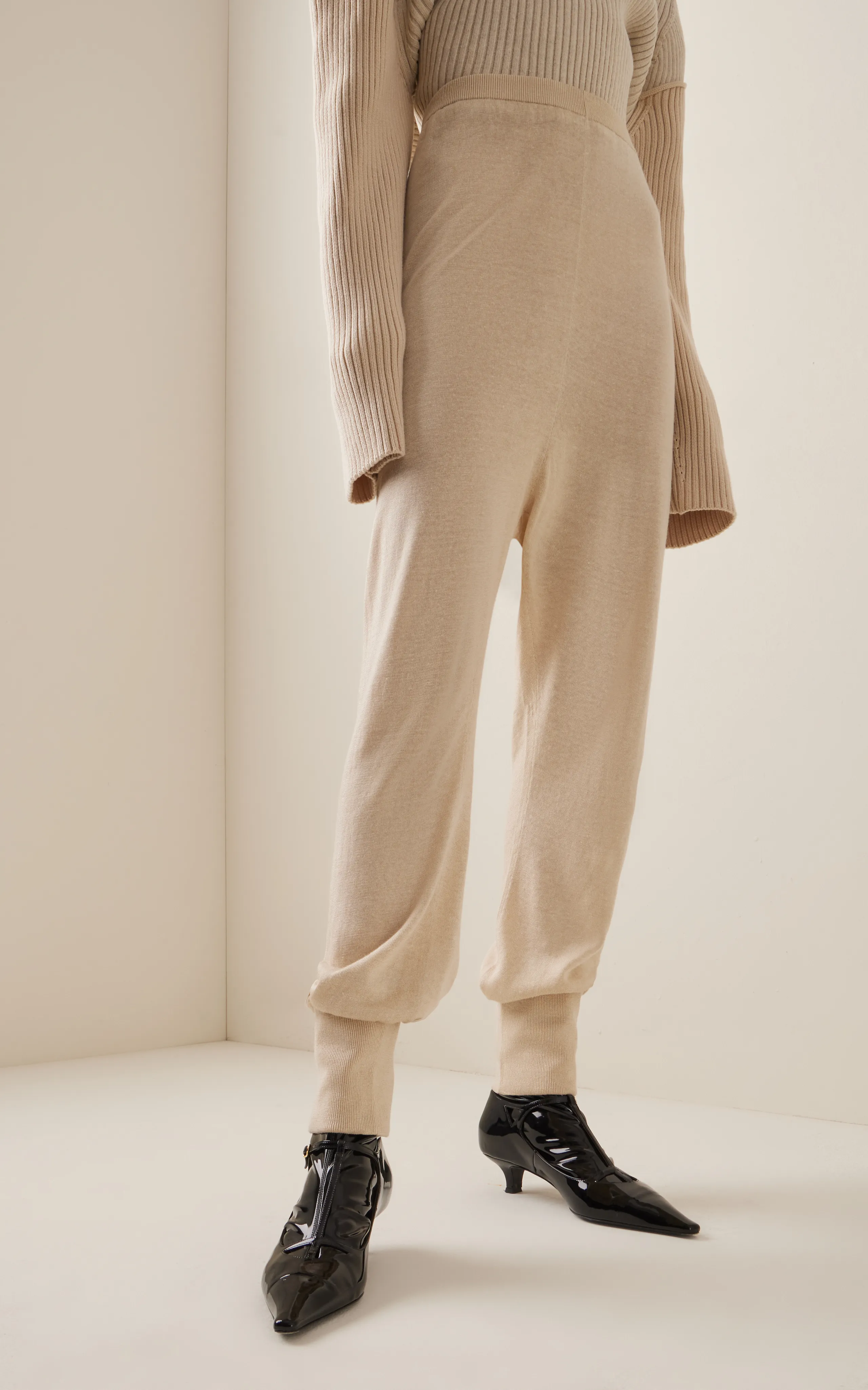 The Row Dalbero Baggy Linen-Silk Jogger Pants